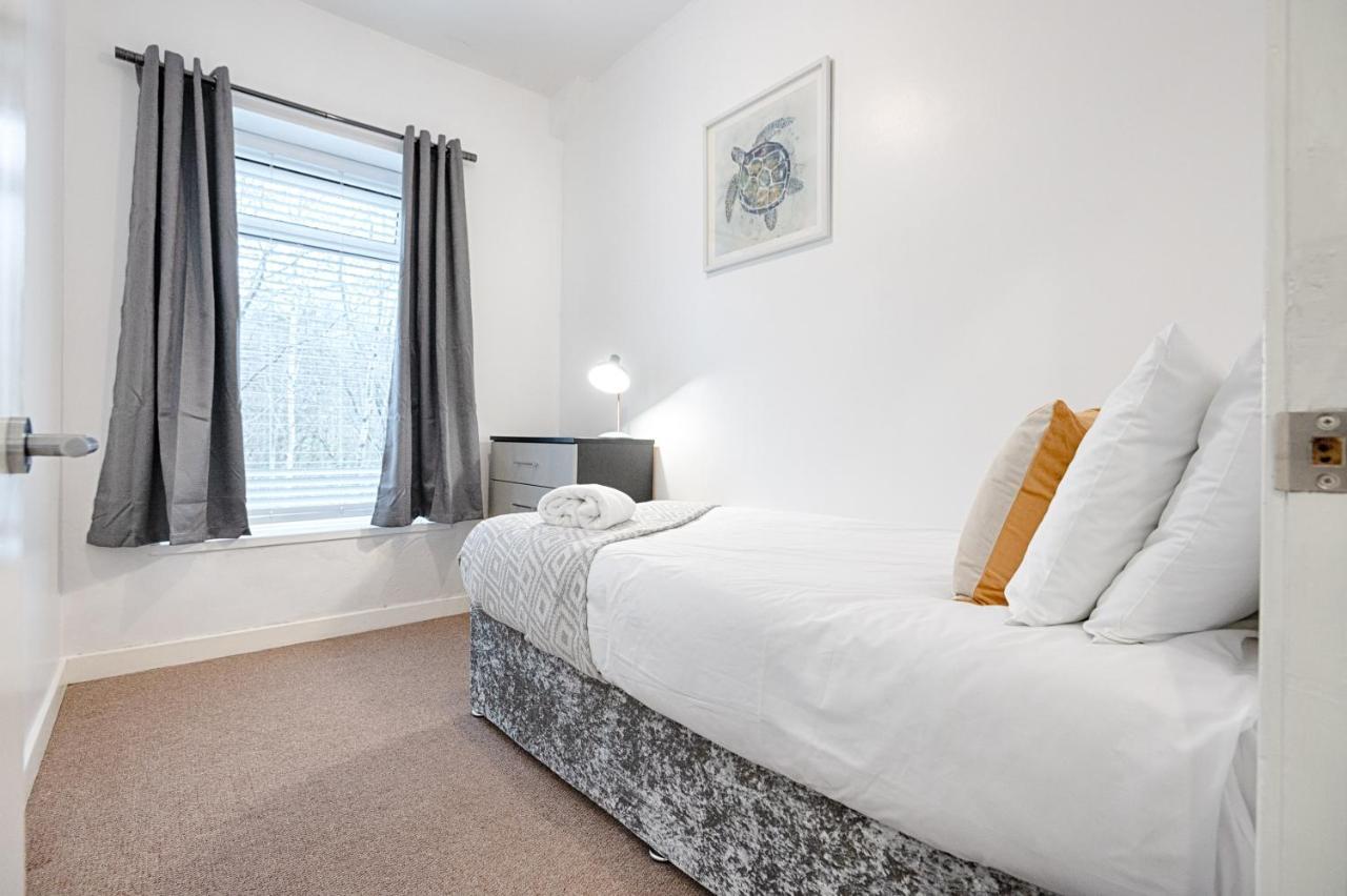 Parking, Smart Tv'S In All Rooms! Swansea Exterior foto
